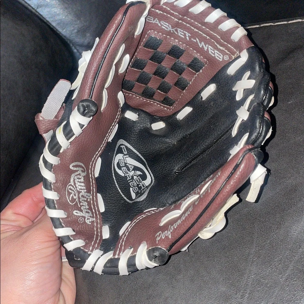 Rawlings PL90MB Kids Baseball Glove 9 Inch Right Hand Throw T-Ball Black Brown